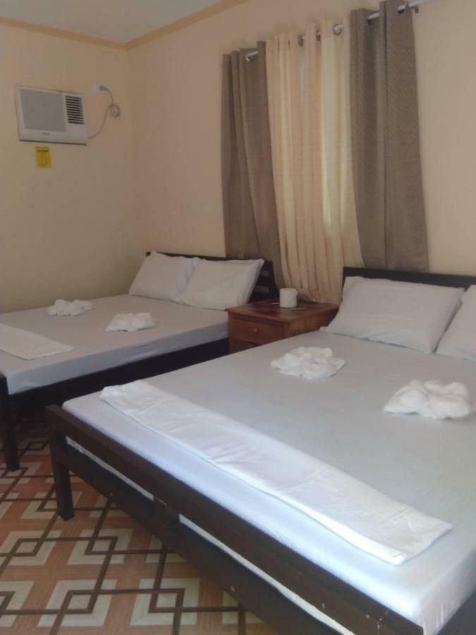 סמאל La Isla Bonita Talikud Island Beach Resort מראה חיצוני תמונה