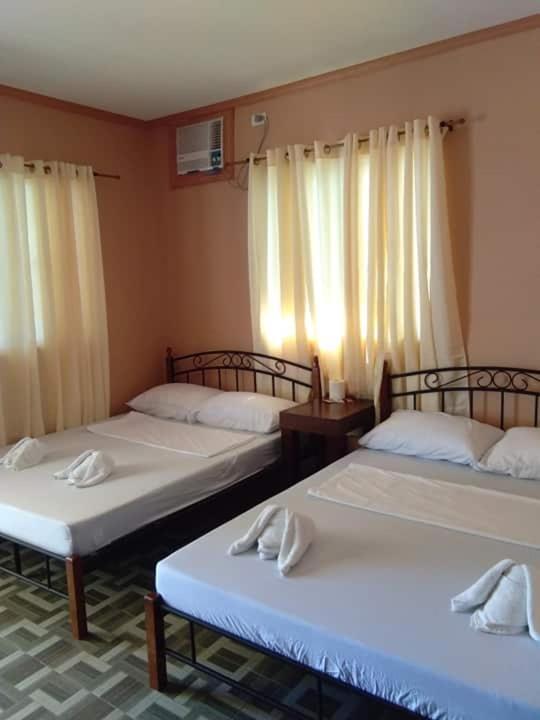 סמאל La Isla Bonita Talikud Island Beach Resort מראה חיצוני תמונה